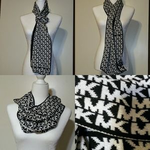 New Michael Kors Derby reversible infinity scarf